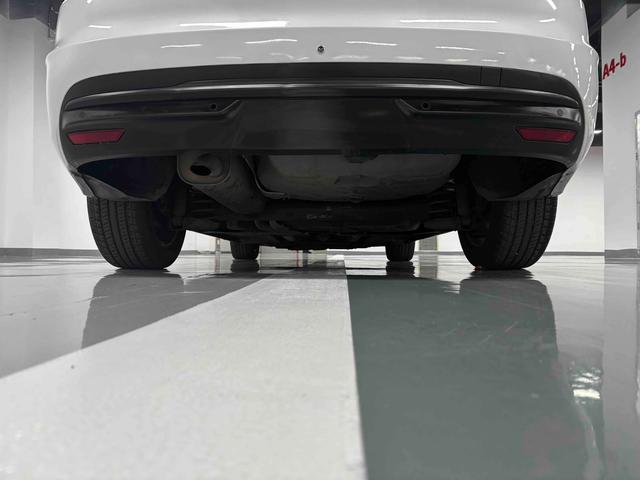 Citroen C4L 2014 thumb 12