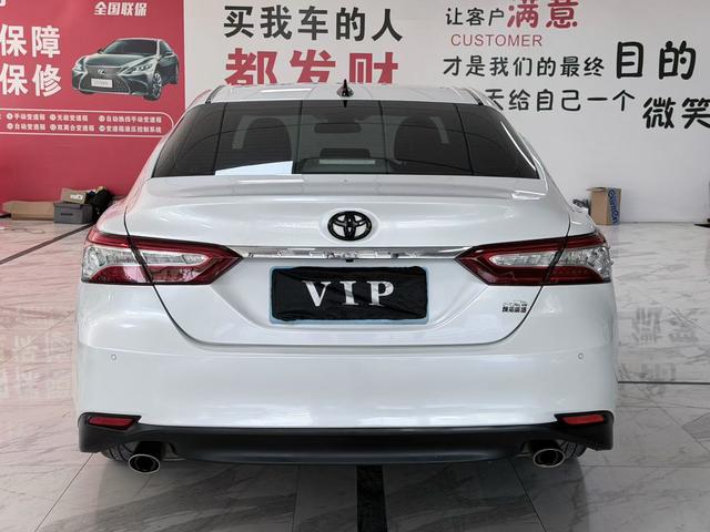 Toyota Camry 2022 thumb 3