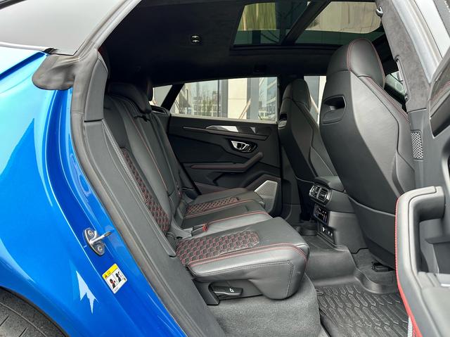 Lamborghini Urus 2021 thumb 10