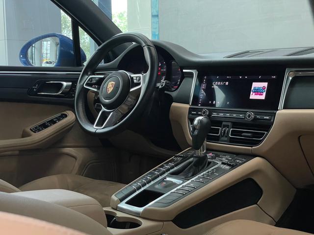 Porsche Macan 2020 thumb 7