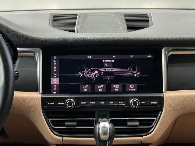 Porsche Macan 2020 thumb 12