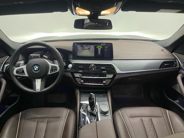 BMW 5 серии 2021 thumb 8