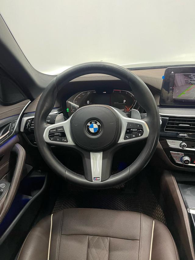 BMW 5 серии 2021 thumb 11