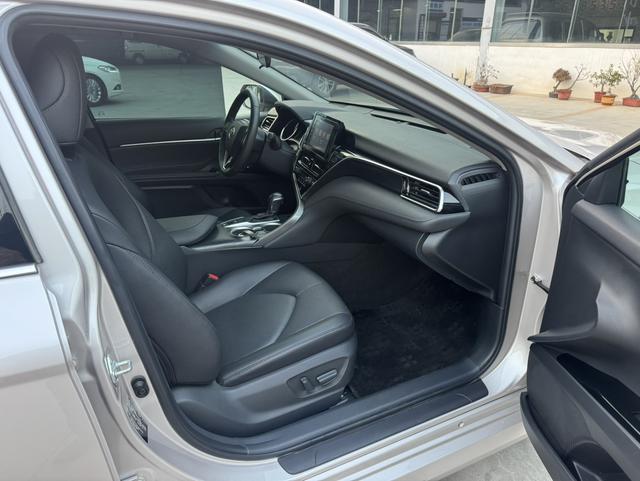 Toyota Camry 2022 thumb 7