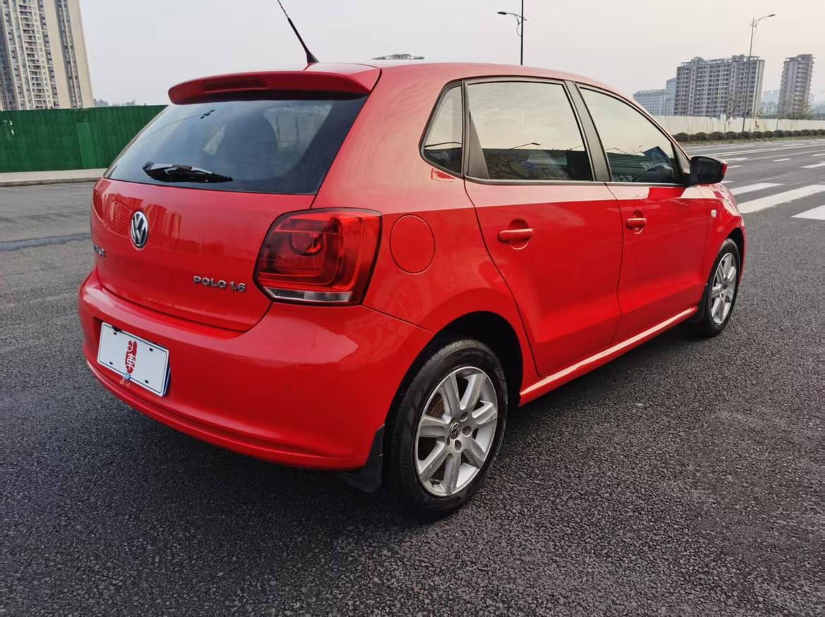 Volkswagen Polo 2014 thumb 4