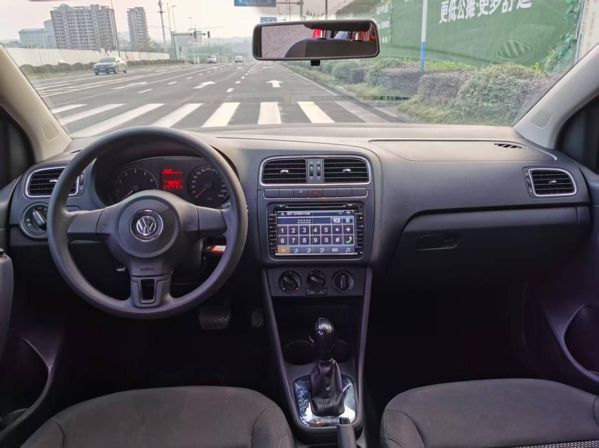 Volkswagen Polo 2014 thumb 5