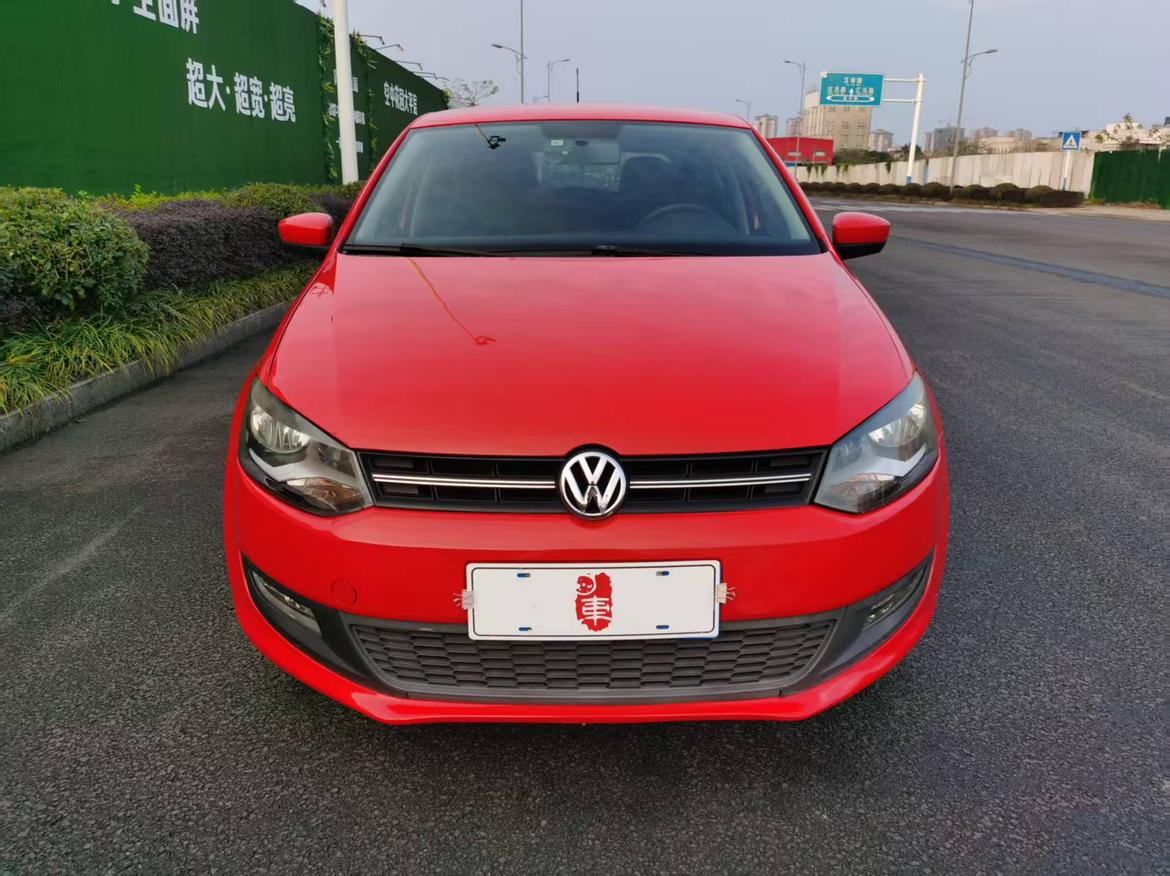 Volkswagen Polo 2014 thumb 9