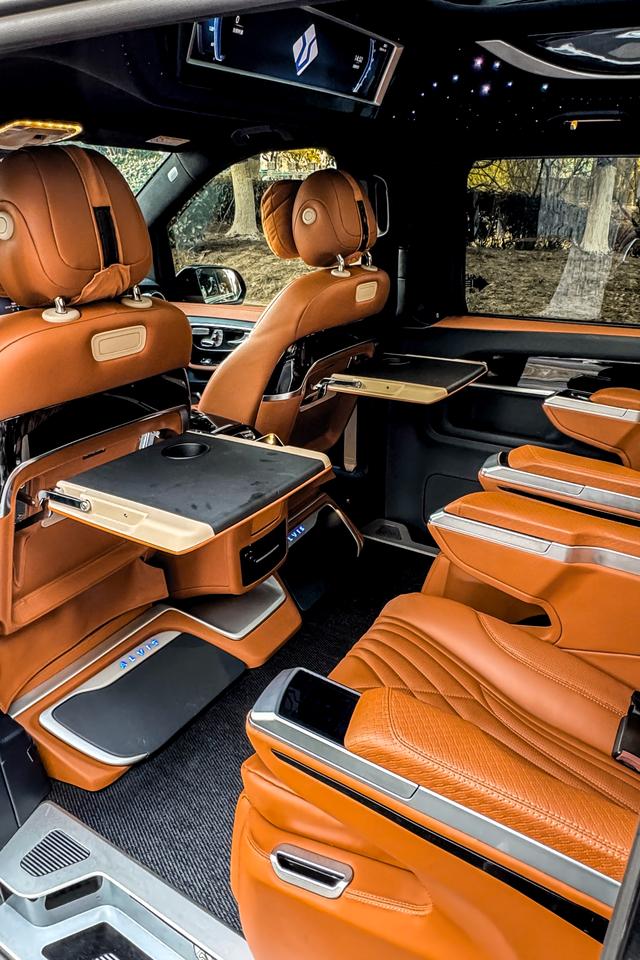 Mercedes-Benz V-Класс 2022 thumb 6