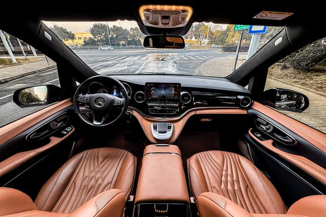 Mercedes-Benz V-Класс 2022 thumb 9