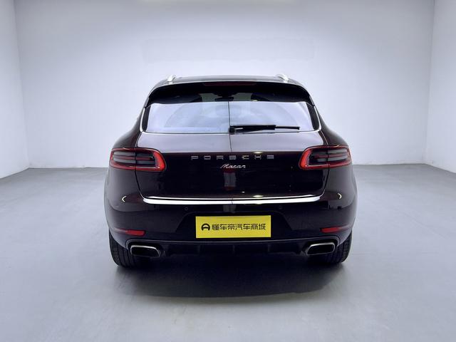 Porsche Macan 2018 thumb 4