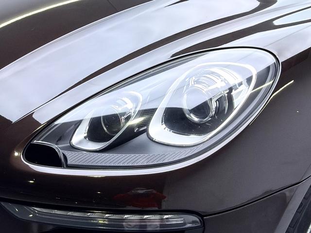 Porsche Macan 2018 thumb 10