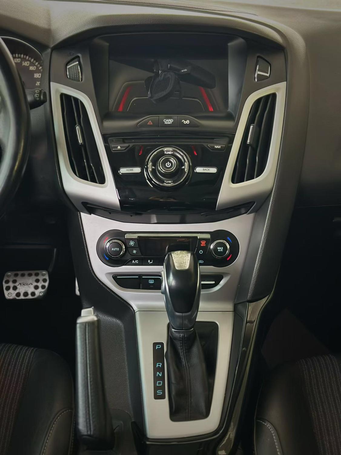 Ford Focus ST 2014 thumb 4