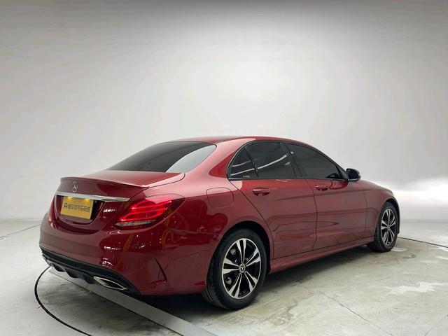 Mercedes-Benz C-Class 2018 thumb 5