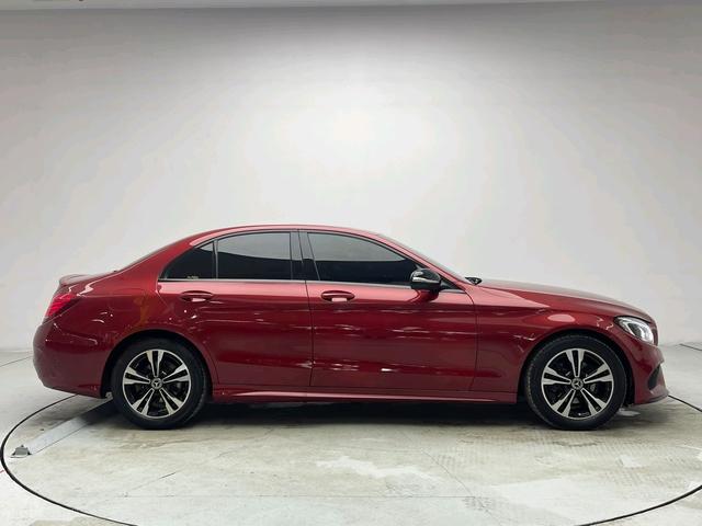 Mercedes-Benz C-Class 2018 thumb 6