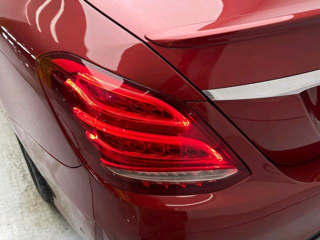 Mercedes-Benz C-Class 2018 thumb 11