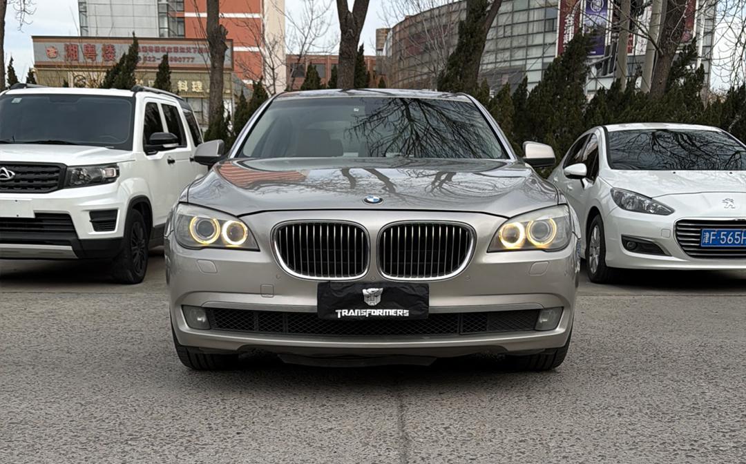 BMW 7 серии 2011 thumb 11