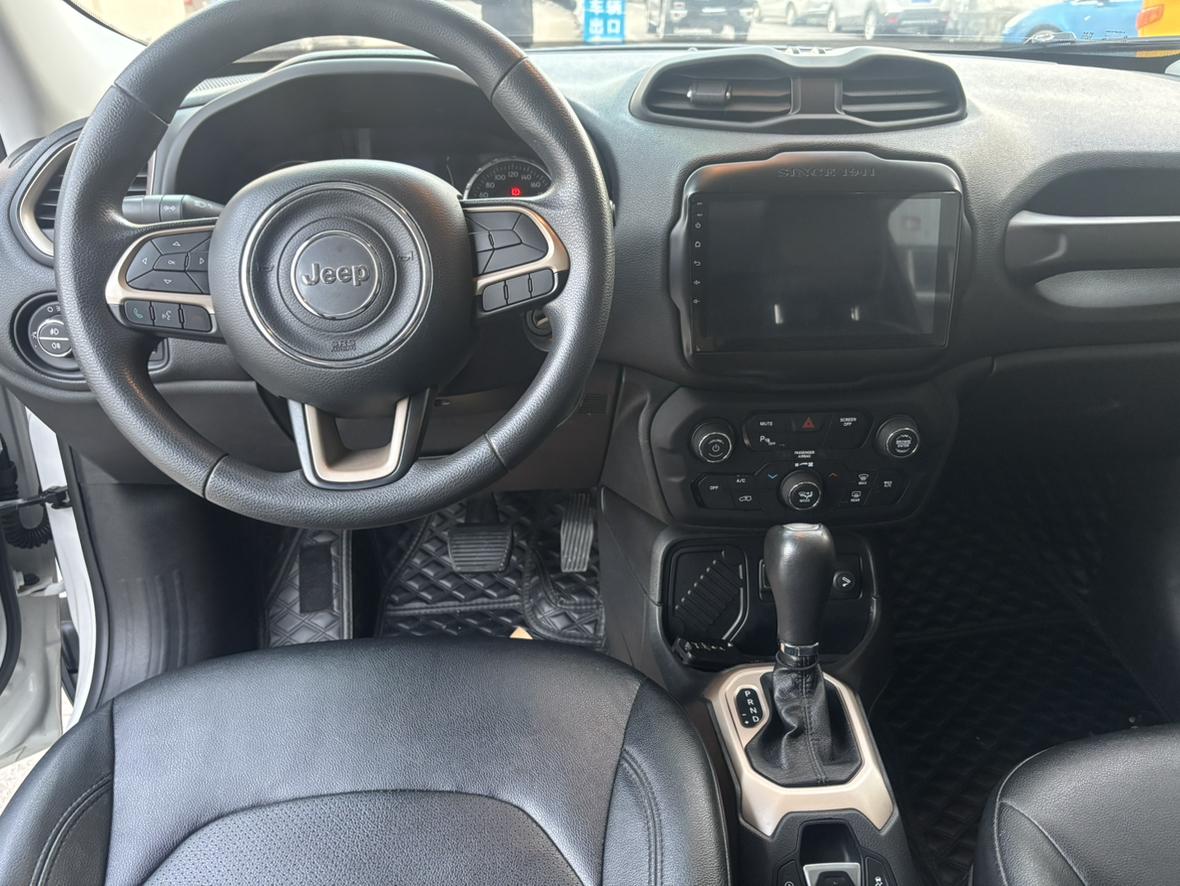 Jeep Renegade 2018 thumb 8