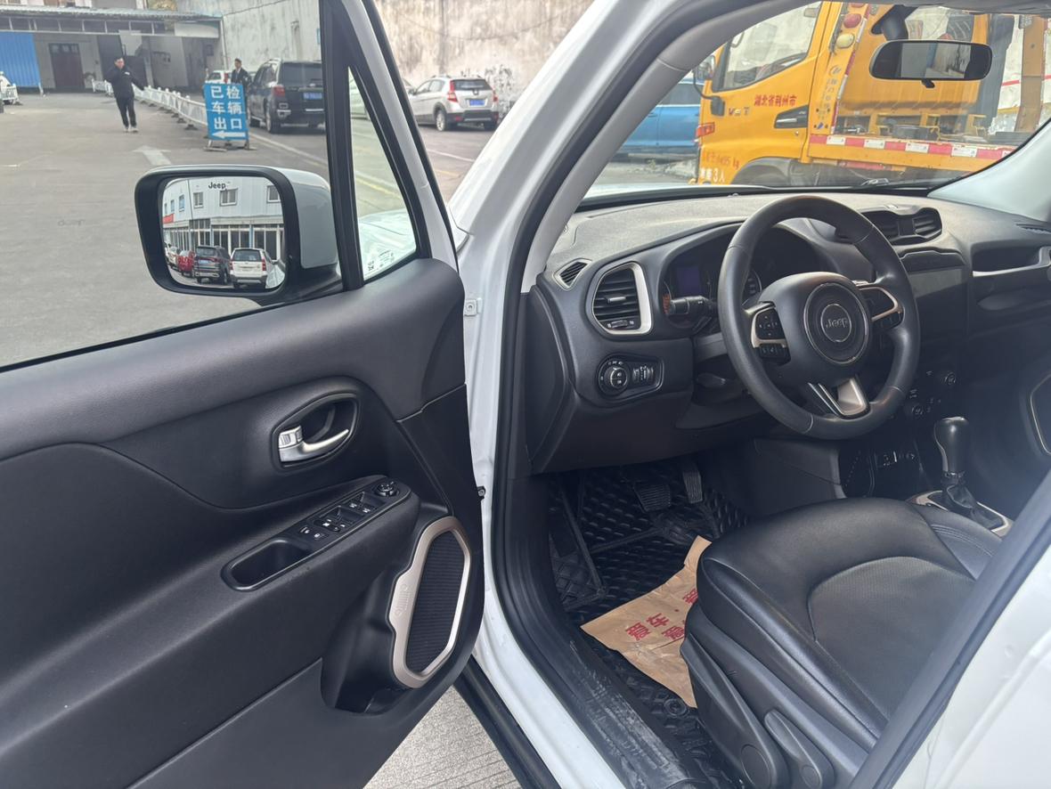 Jeep Renegade 2018 thumb 10