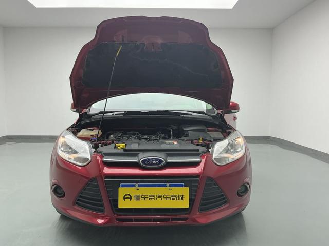 Ford Focus ST 2014 thumb 8