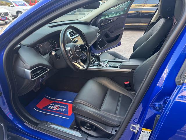 Jaguar XE 2021 thumb 6