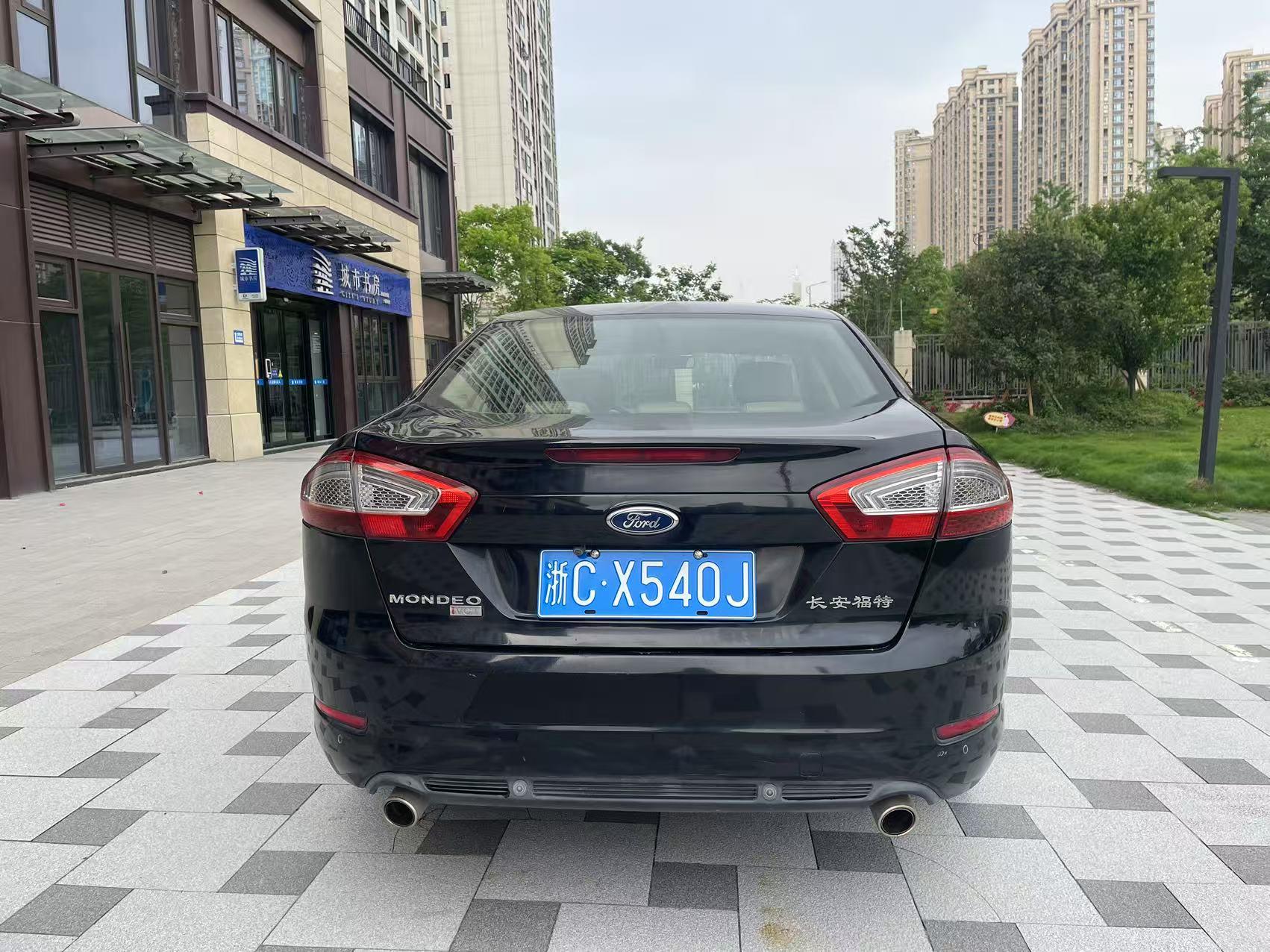 Ford Edge 2013 thumb 4