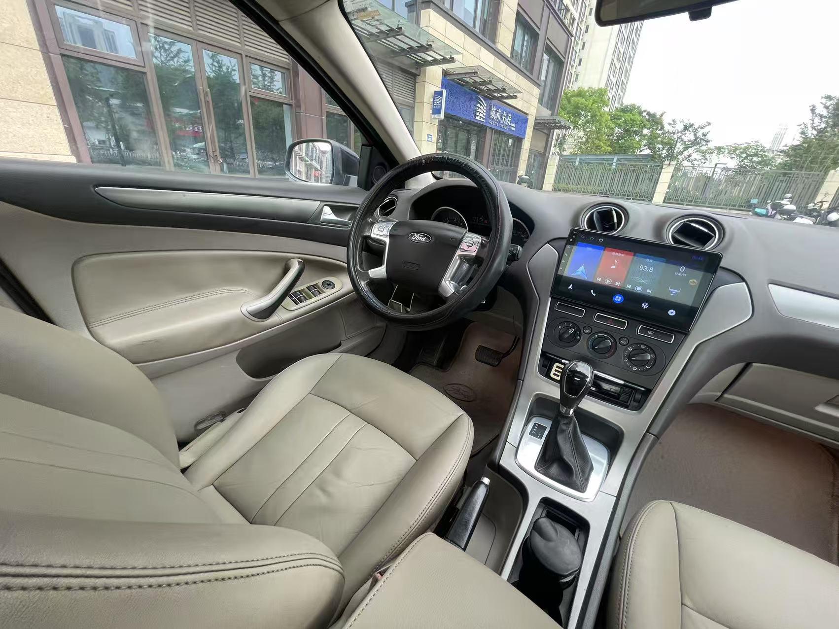 Ford Edge 2013 thumb 12