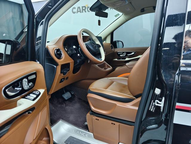 Dongfeng Fengxing 艾奈斯威霆 2023 thumb 5