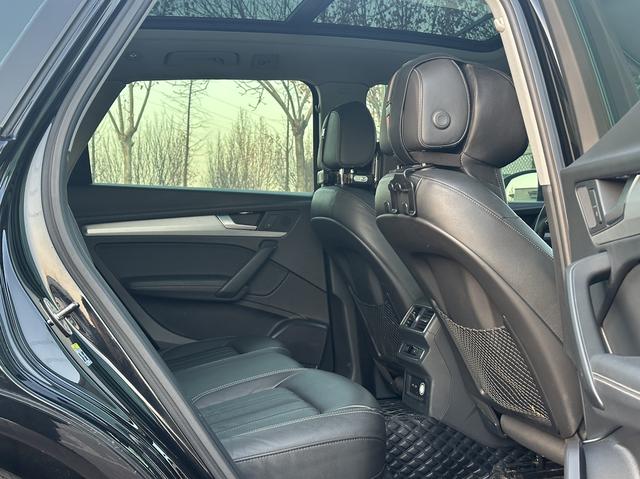 Audi Q5 2020 thumb 4