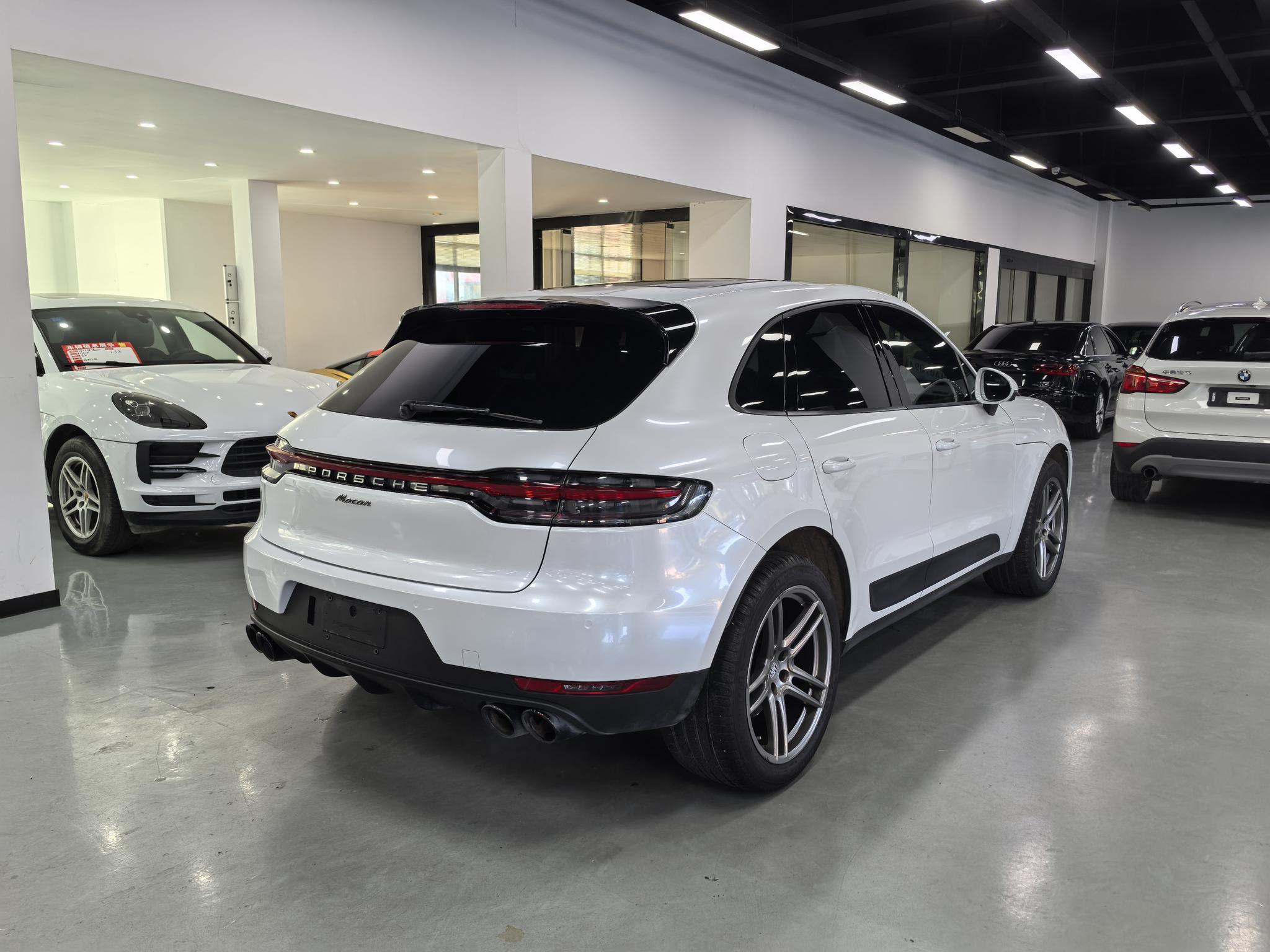 Porsche Macan 2019 thumb 4
