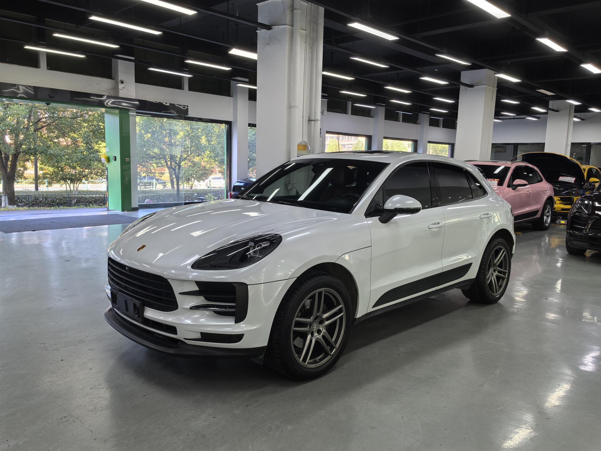 Porsche Macan 2019 thumb 10