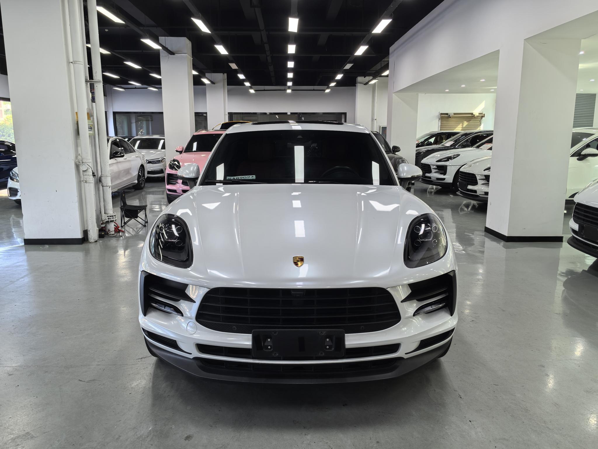 Porsche Macan 2019 thumb 11