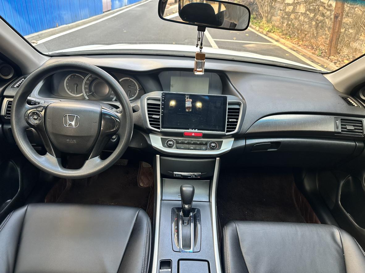 Honda Accord 2015 thumb 4