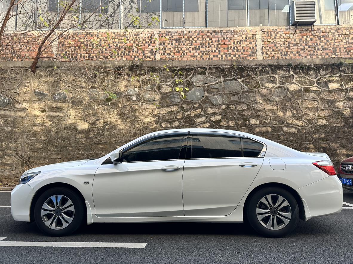 Honda Accord 2015 thumb 10
