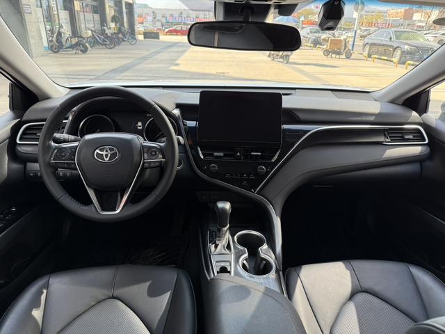 Toyota Camry 2022 thumb 4
