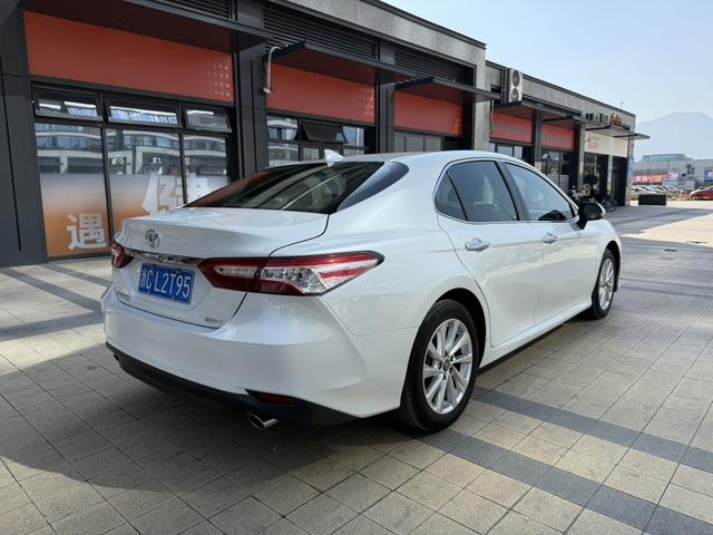 Toyota Camry 2022 thumb 12