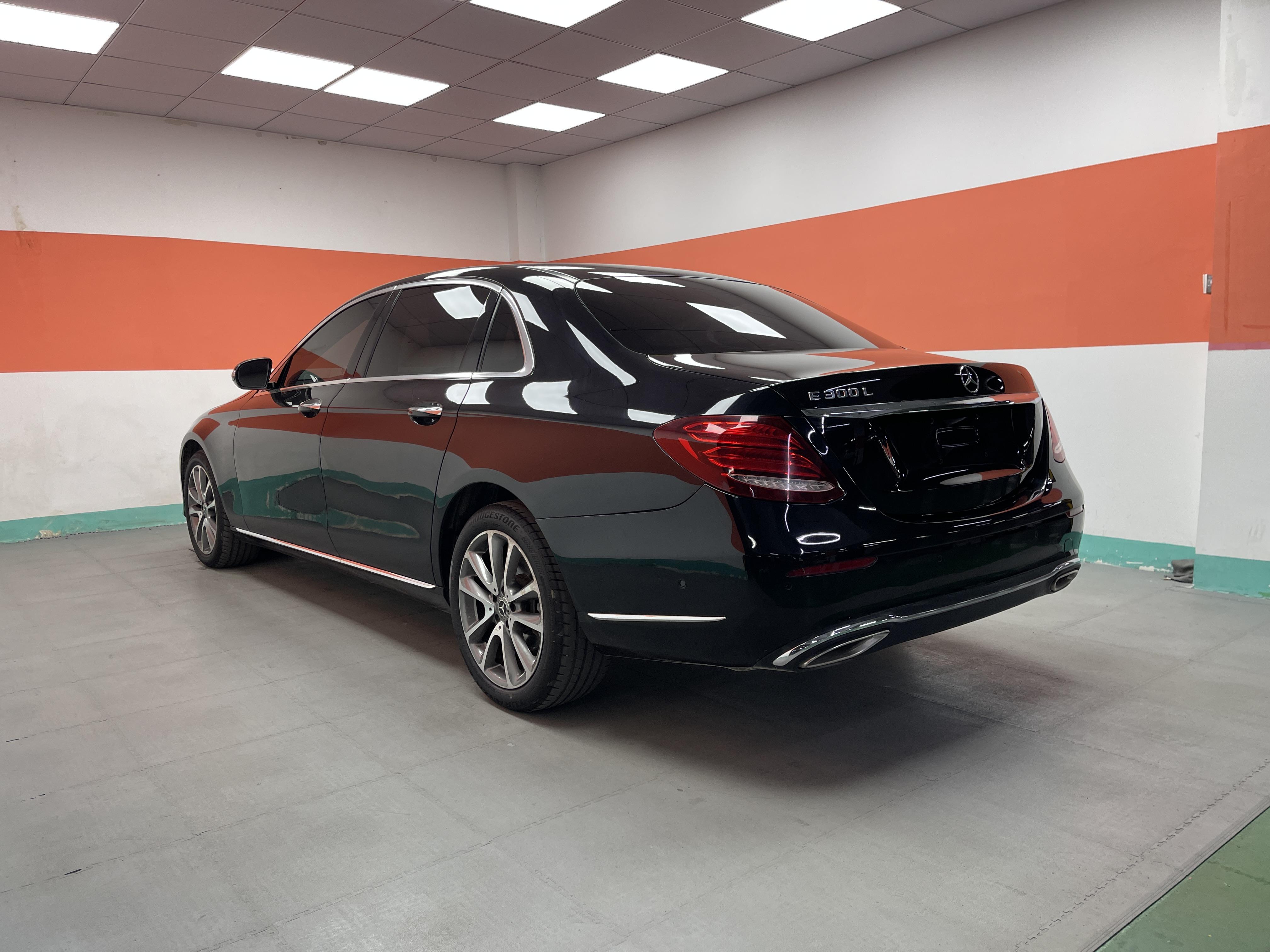 Mercedes-Benz E-Class 2018 thumb 2