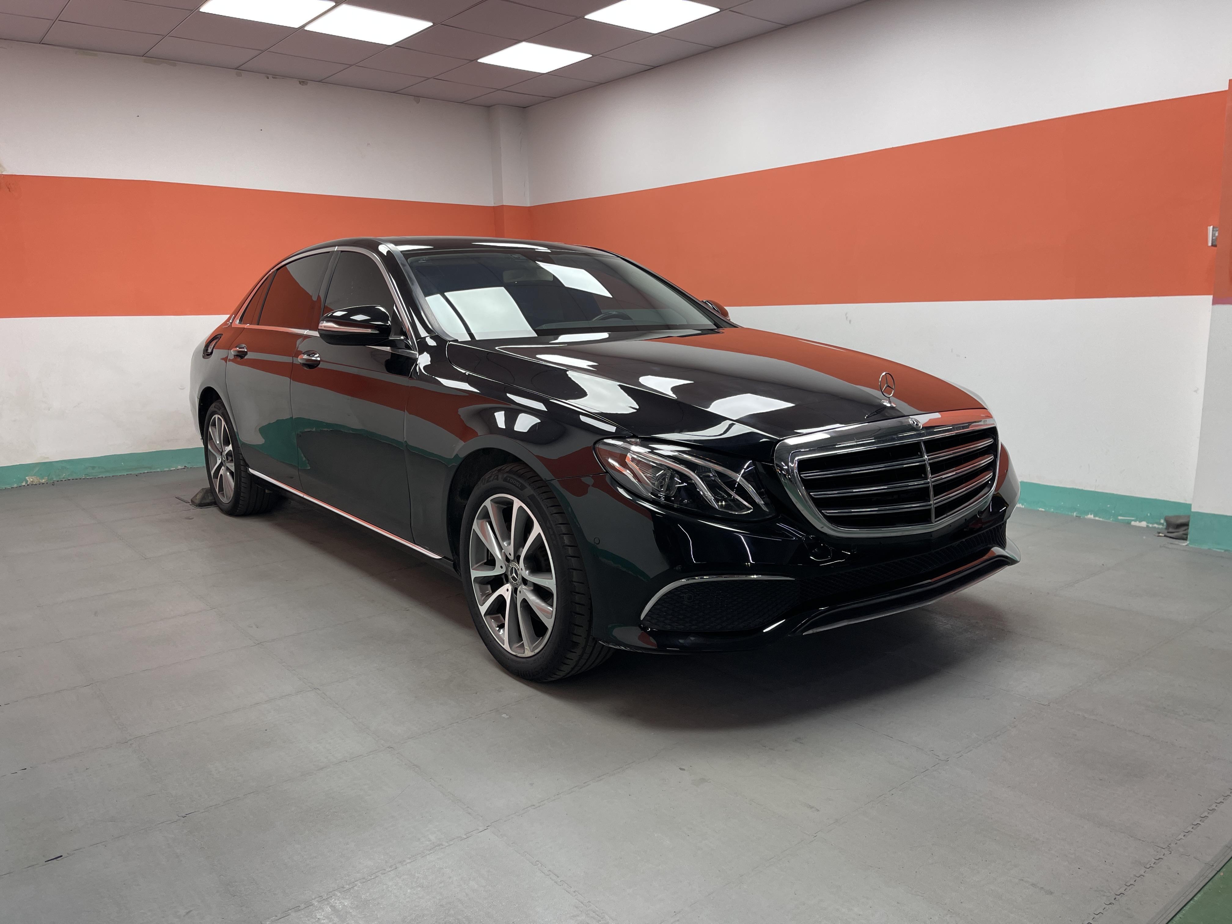 Mercedes-Benz E-Class 2018 thumb 10