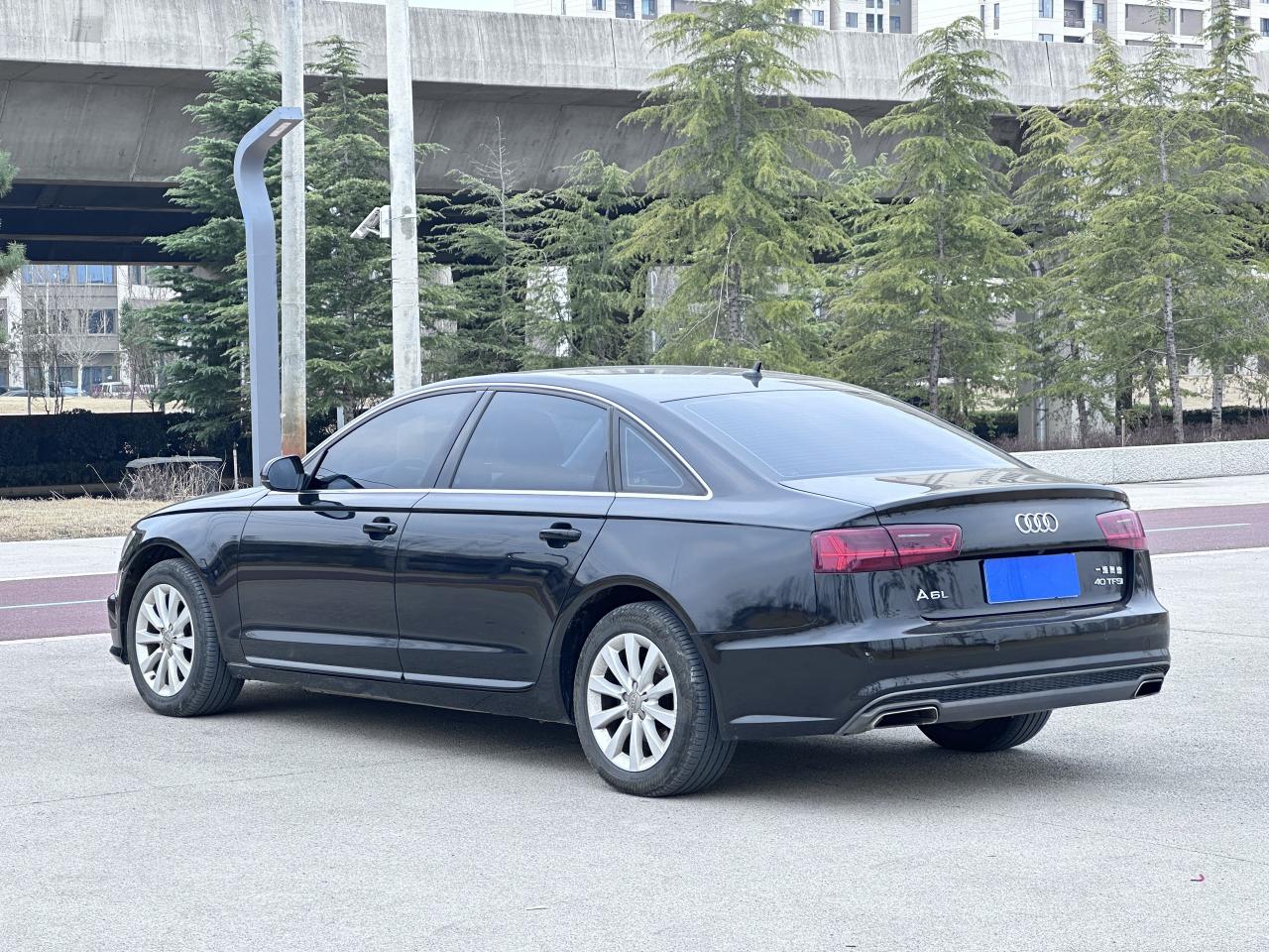 Audi A6 2015 thumb 11