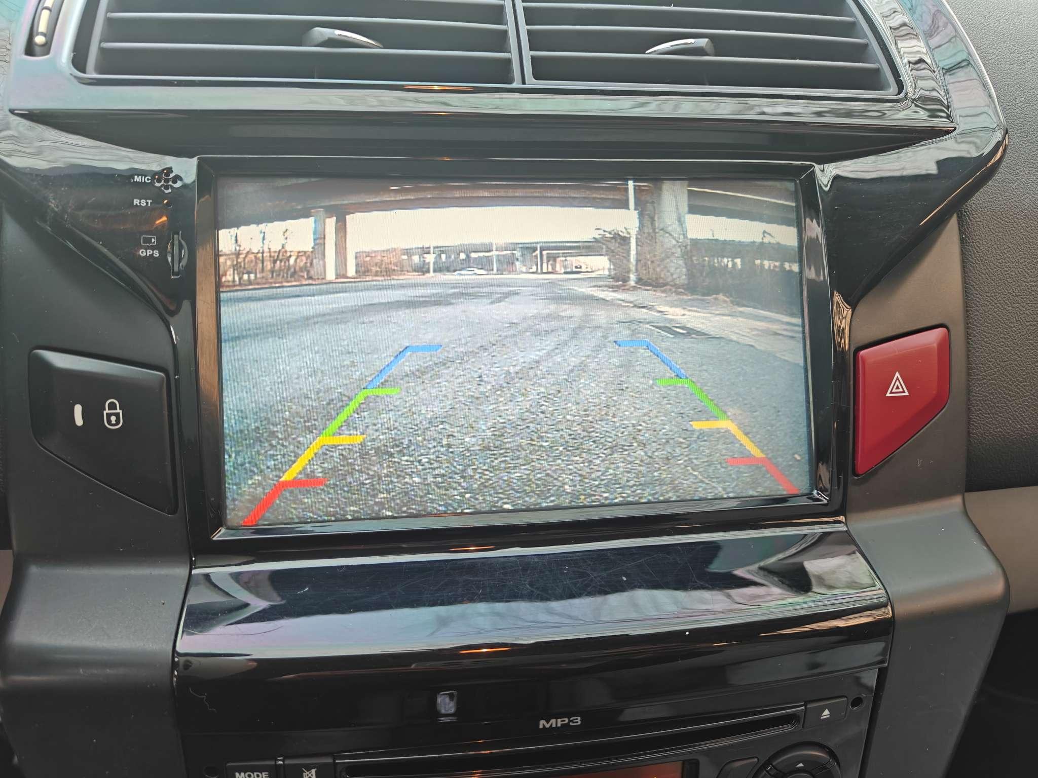 Citroen C4 2013 thumb 9