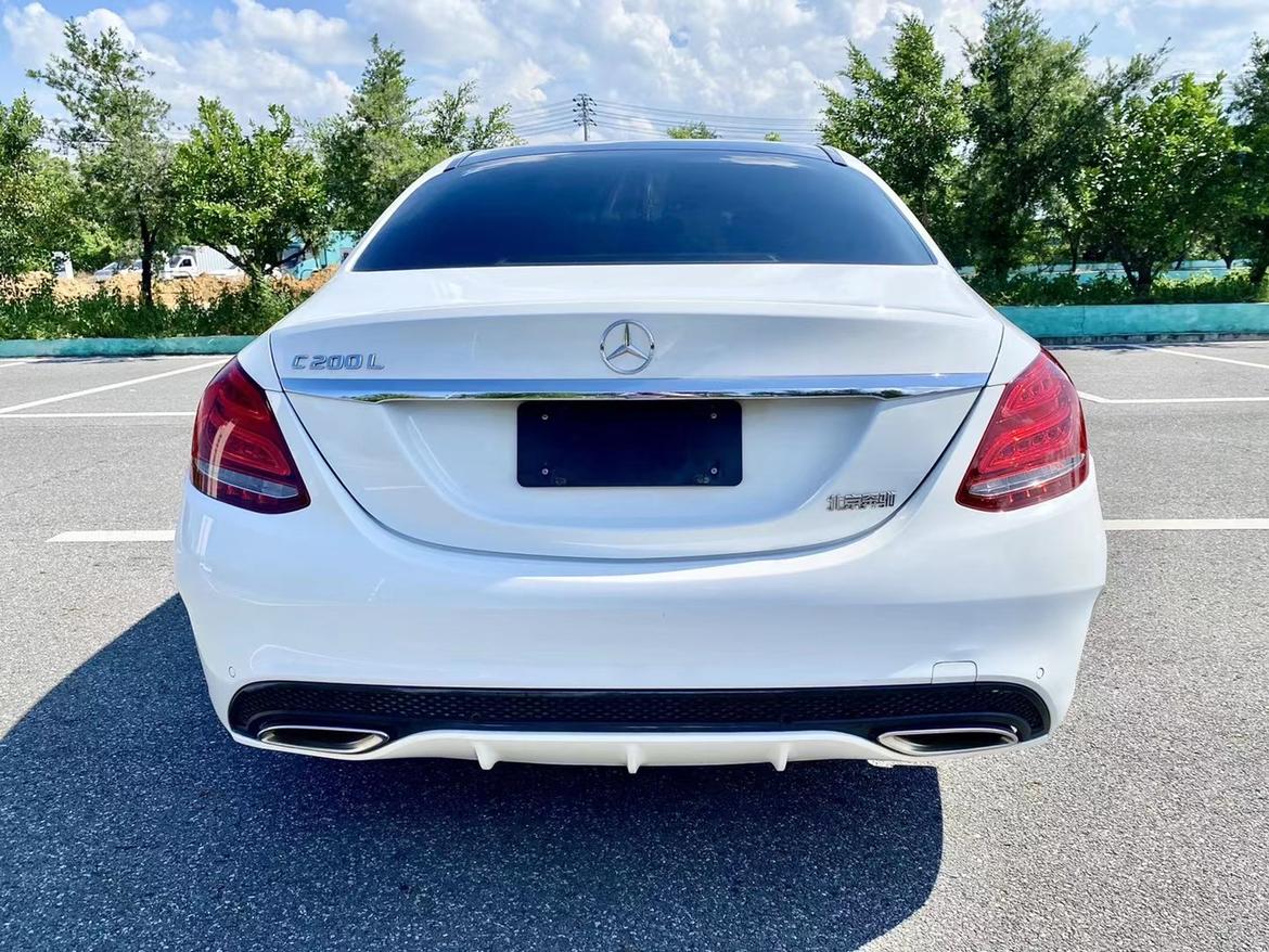 Mercedes-Benz C-Class 2017 thumb 3