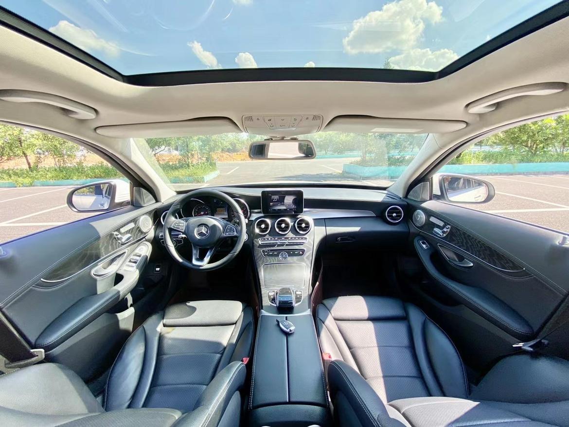 Mercedes-Benz C-Class 2017 thumb 5