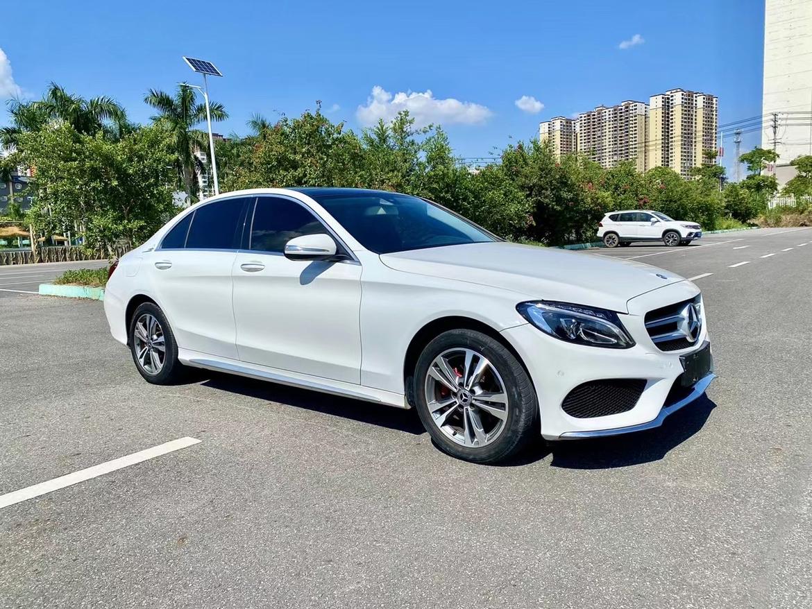 Mercedes-Benz C-Class 2017 thumb 10
