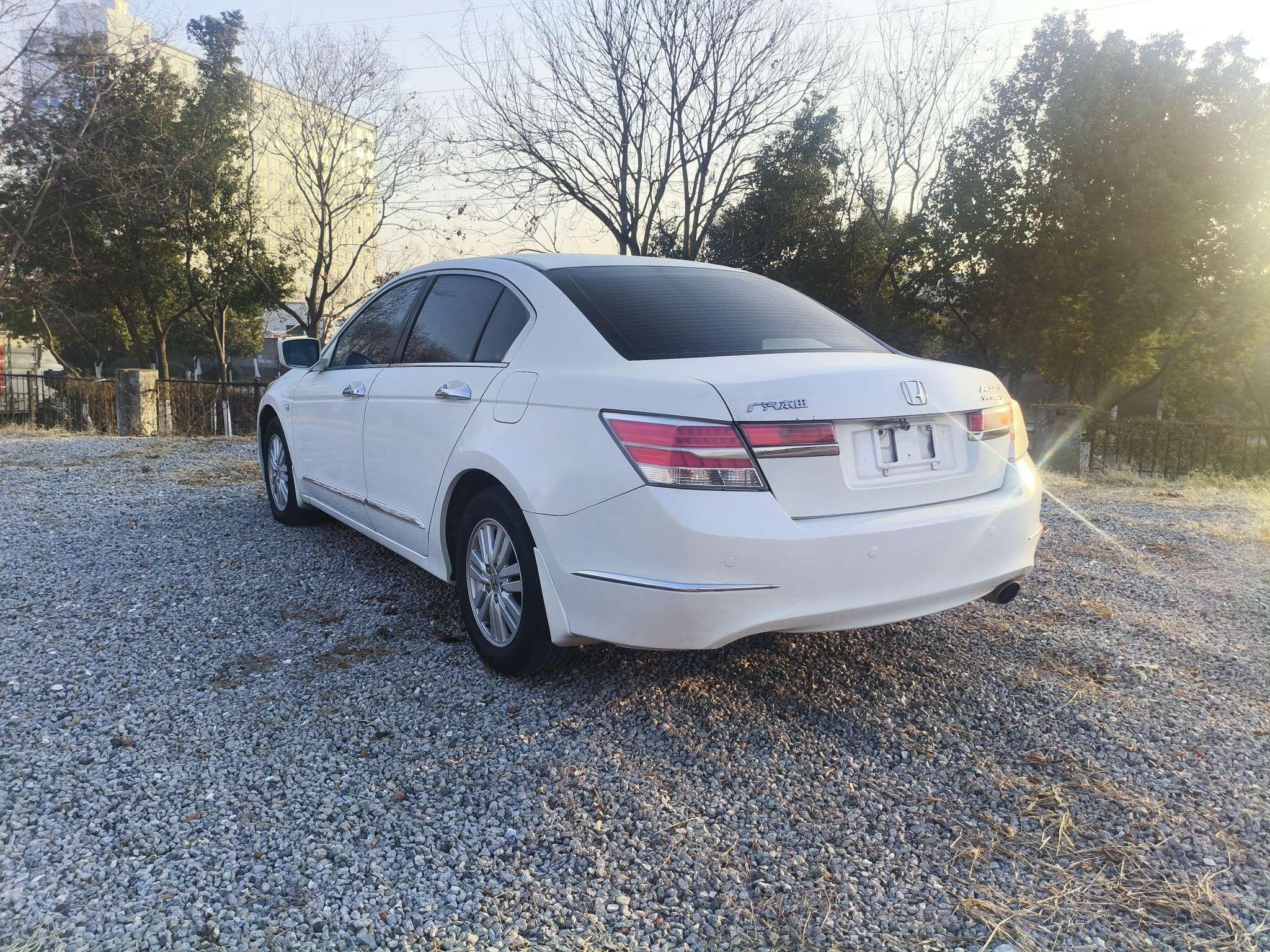 Honda Accord 2013 thumb 2