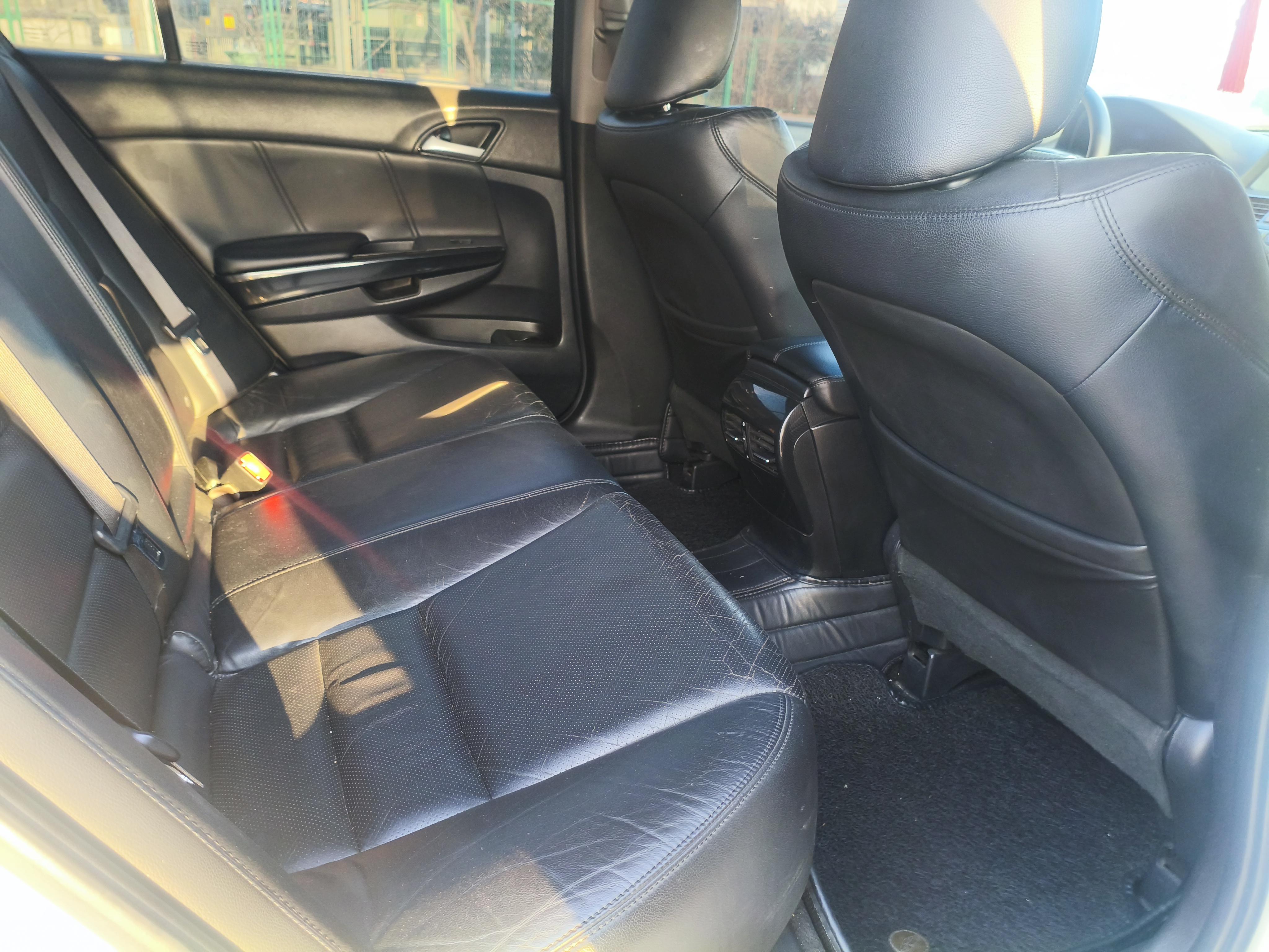 Honda Accord 2013 thumb 9
