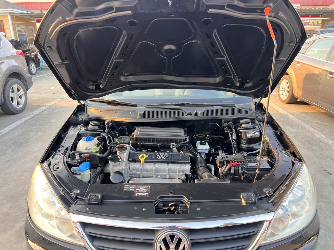 Volkswagen Lavida XR 2013 thumb 9