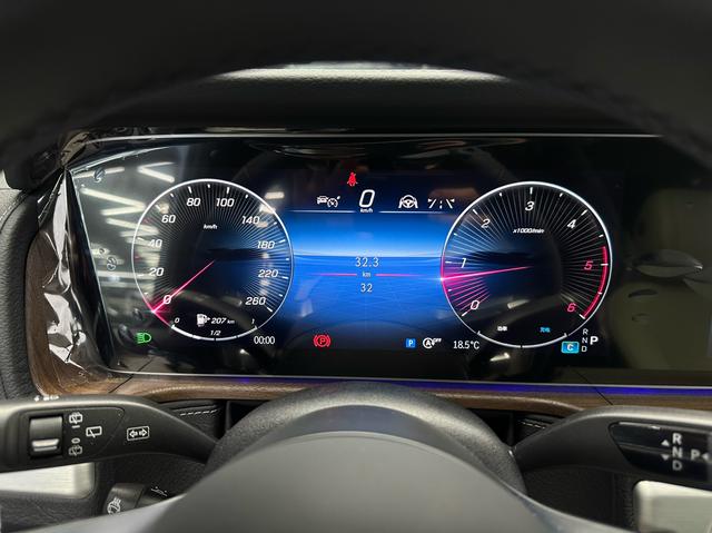 Mercedes-Benz G-Class 2025 thumb 4