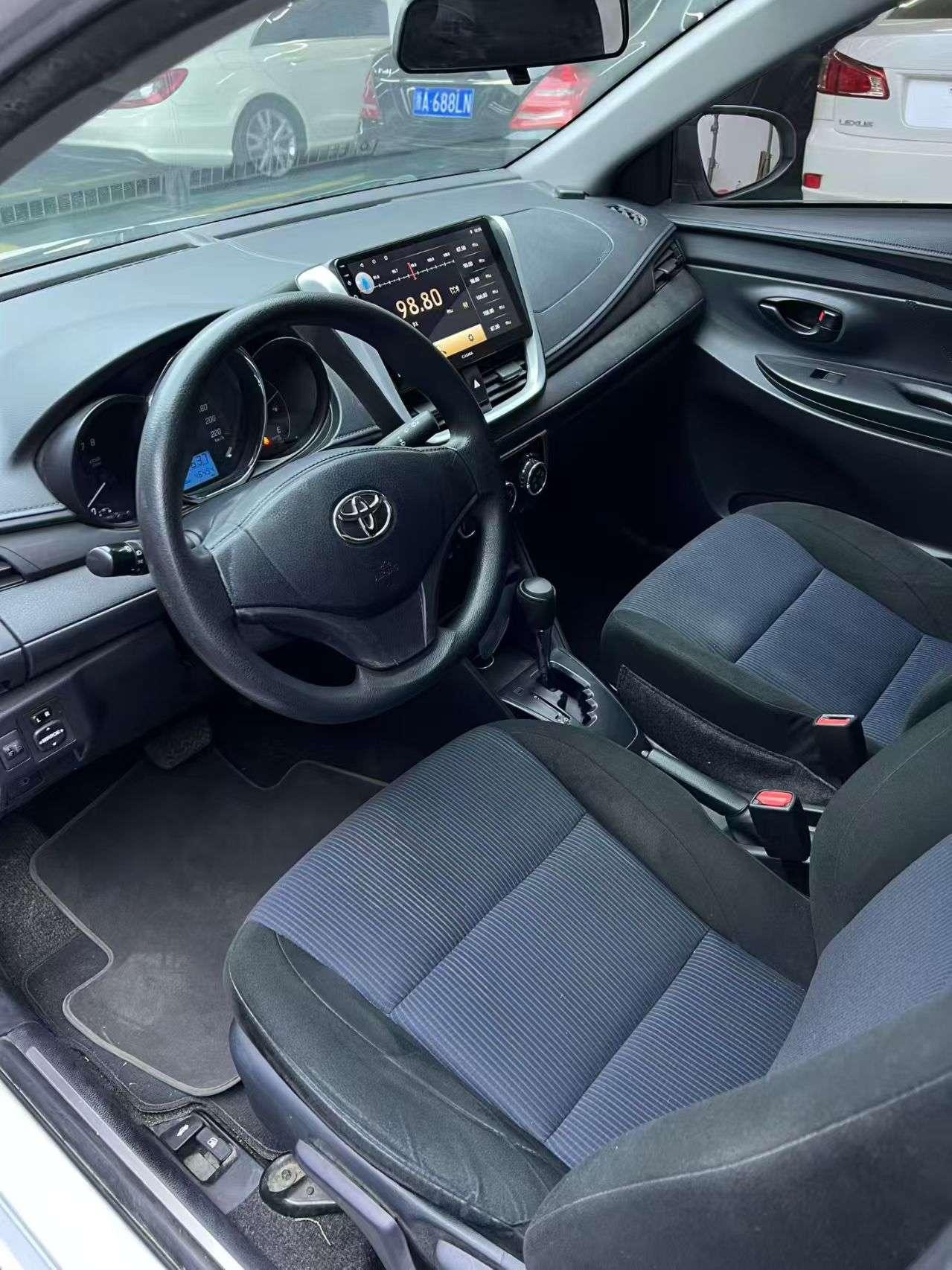 Toyota Yaris 2019 thumb 7