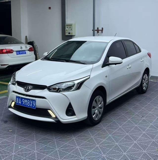 Toyota Yaris 2019 thumb 8