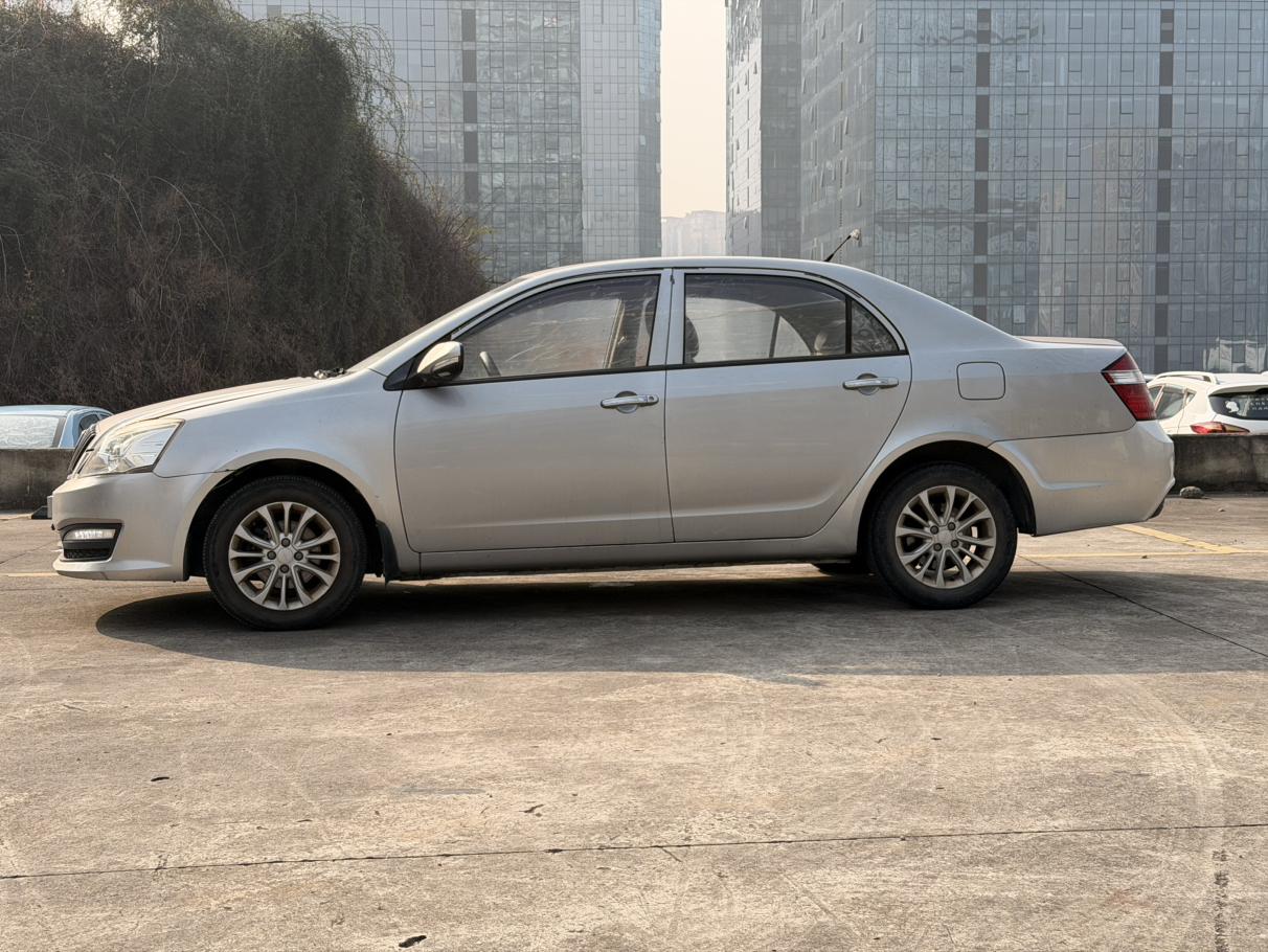 Geely Hai Jing 2015 thumb 2
