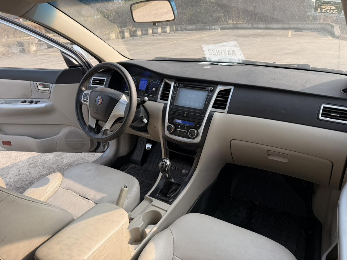 Geely Hai Jing 2015 thumb 6